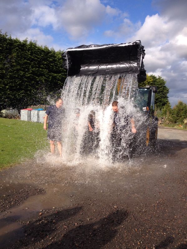 Ice Bucket 8